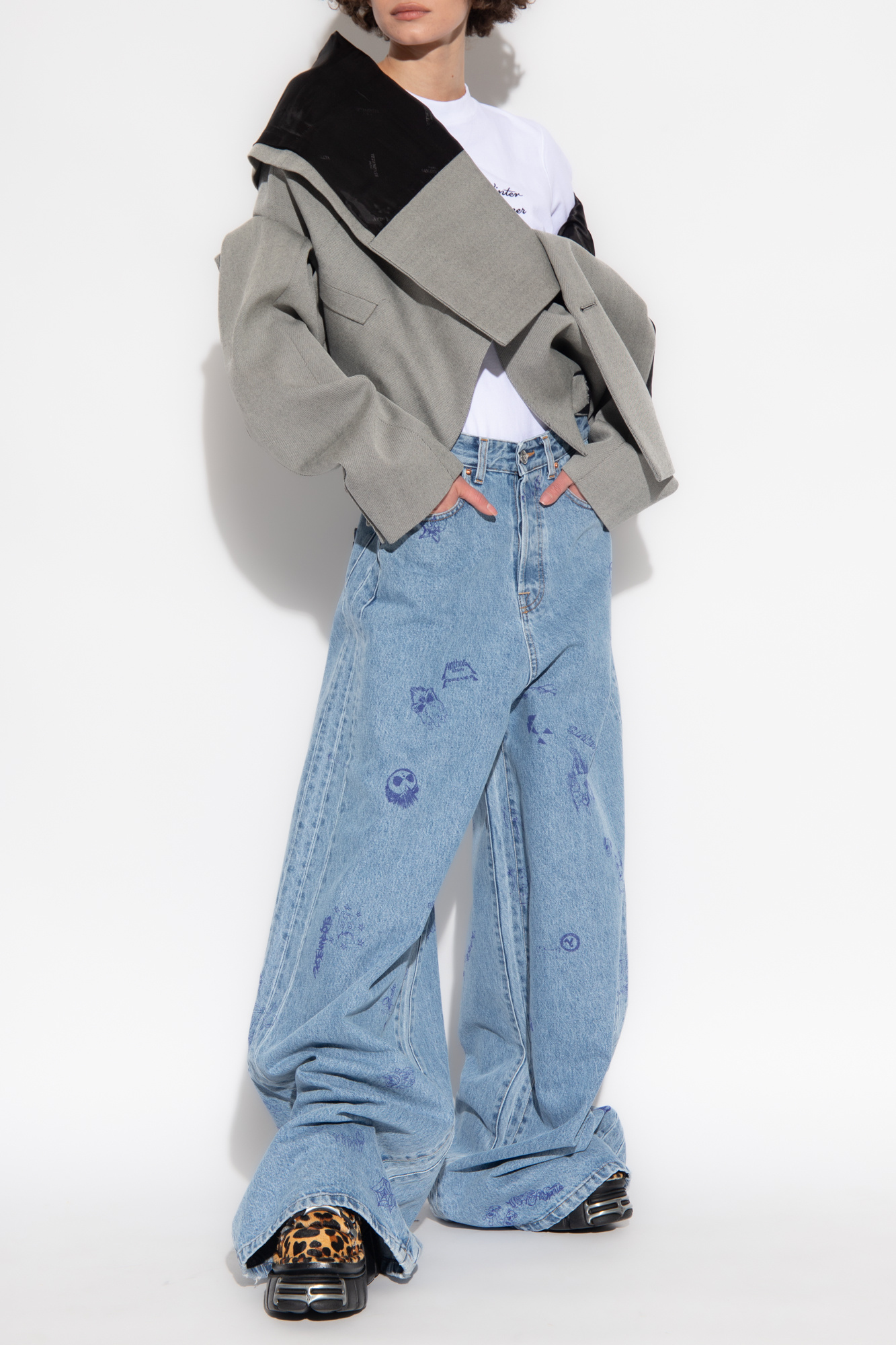 VETEMENTS Wide leg jeans | Women's Clothing VETEMENTS Wide leg jeans | Women's Clothing
